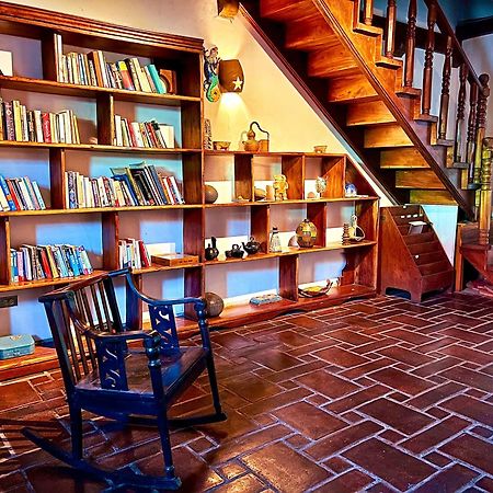 Miss Margrits Bed & Breakfast กรานาดา ภายนอก รูปภาพ
