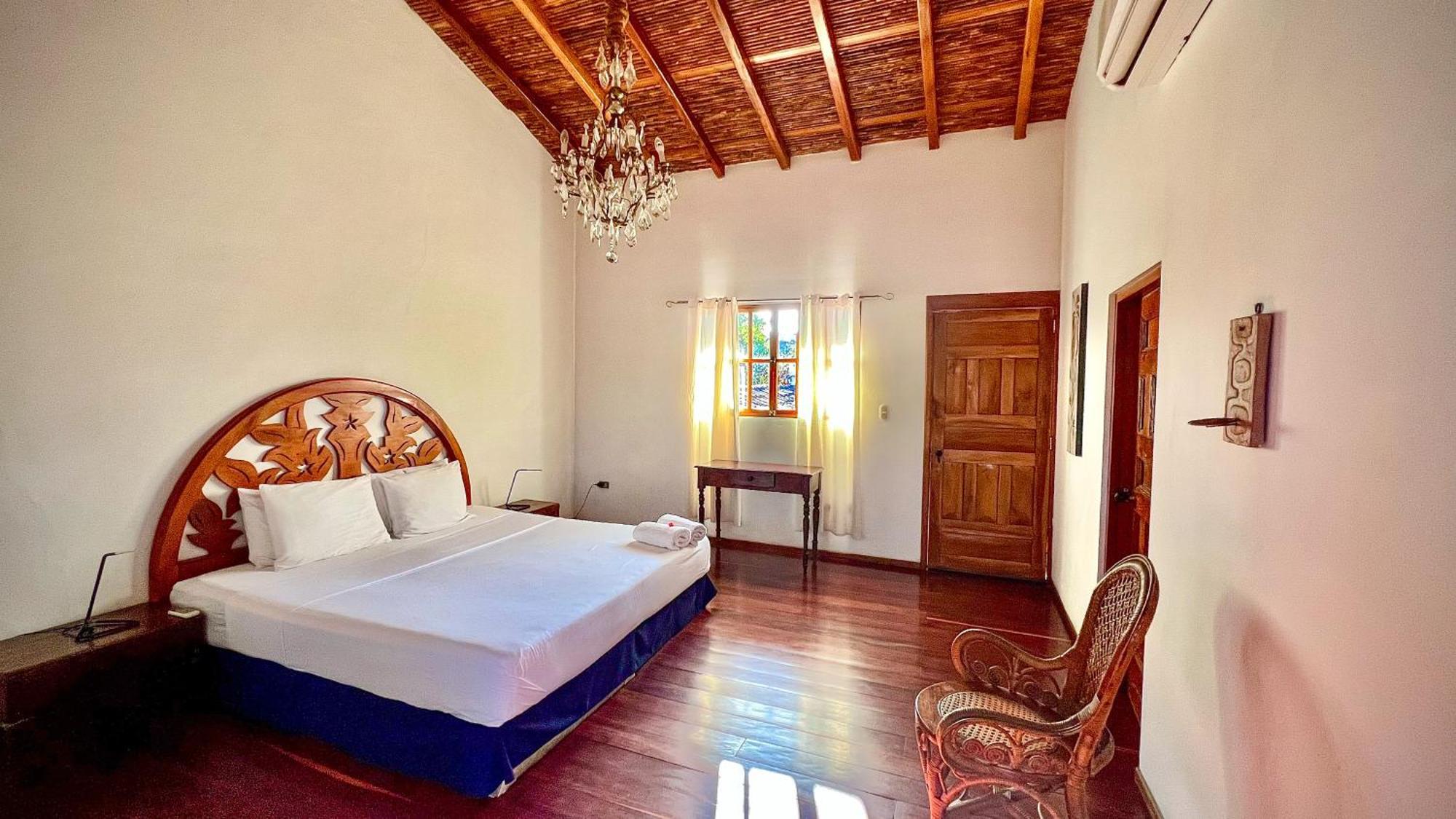 Miss Margrits Bed & Breakfast กรานาดา ภายนอก รูปภาพ