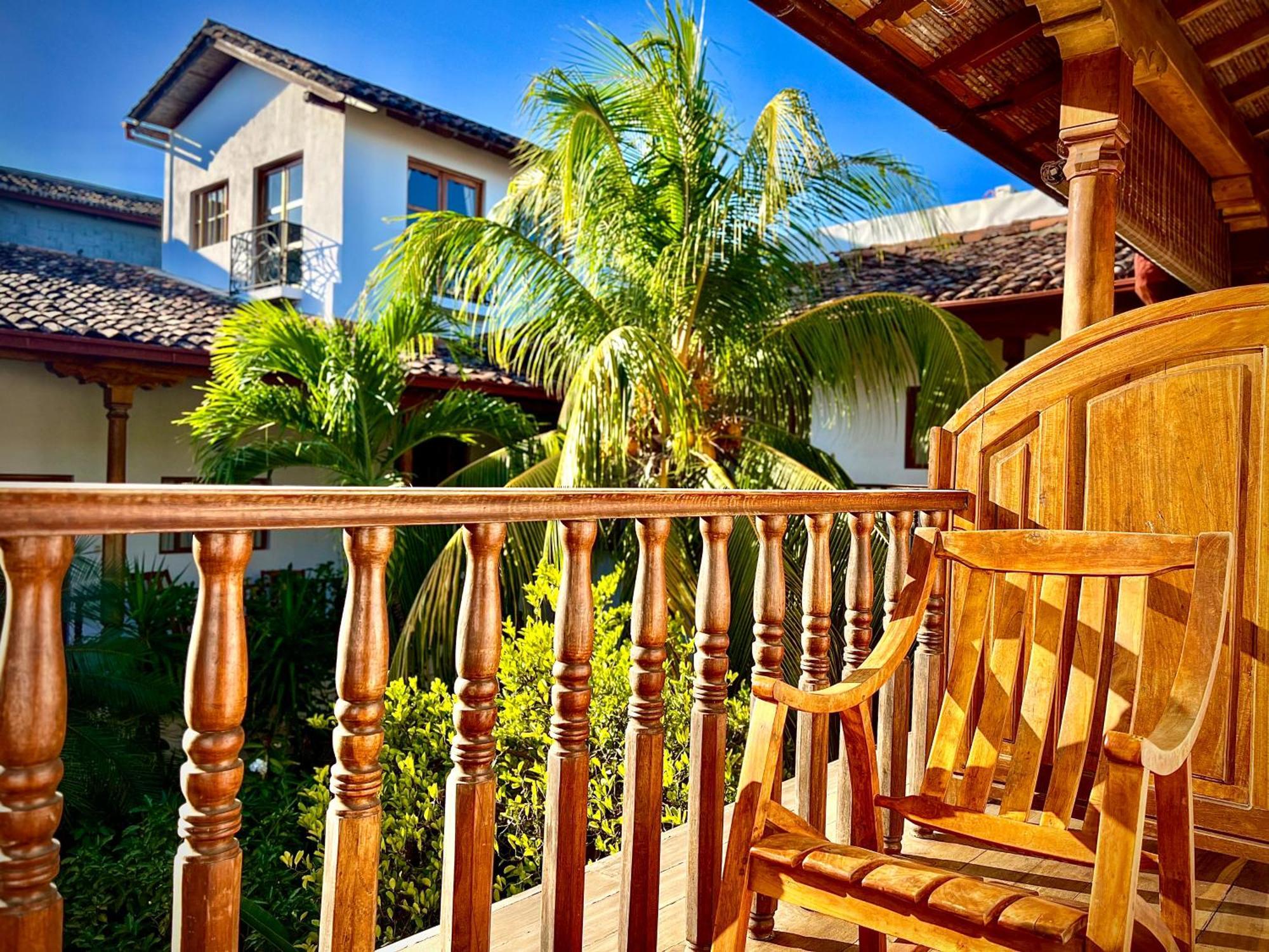 Miss Margrits Bed & Breakfast กรานาดา ภายนอก รูปภาพ
